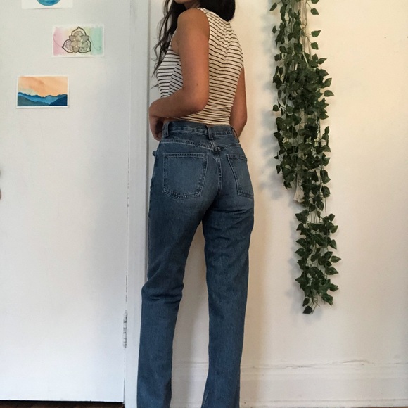 Uniqlo Straight Leg High Waisted Jeans - Picture 2 of 2